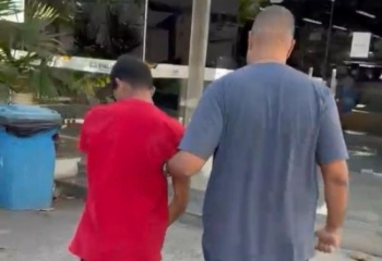 Homem com mandado de prisão por tráfico é capturado em Campos 