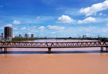 Cinco meses após interdição, Estado ainda não consegue contratar obra da Ponte Barcelos Martins