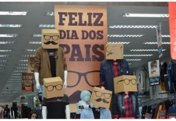 Comércio de Campos poderá abrir no feriado para impulsionar as vendas do Dia dos Pais