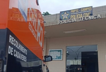 Corpo de homem é encontrado em canal na Baixada Campista