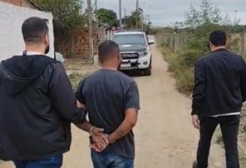 Homem condenado a 20 anos por matar o amante da ex-esposa é preso em Campos