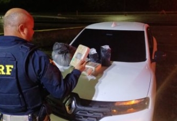 PRF intercepta veículo na BR-101 e encontra cocaína e maconha