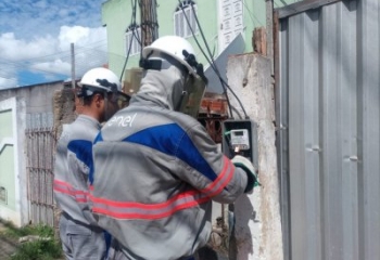 Furto de energia: Campos tem quase 20% de perdas no primeiro semestre