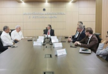 Presidente da Coagro cumpre agenda em Brasília com ministro da Agricultura