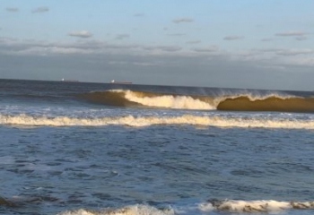 Marinha emite alerta de ressaca no litoral do Rio com ondas de até 3 metros