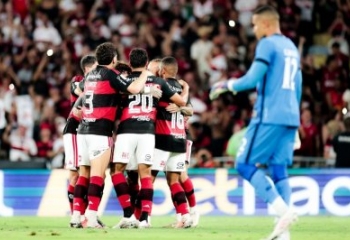 Flamengo vence o Botafogo por 3 a 0 no Maracanã pelo Brasileirão