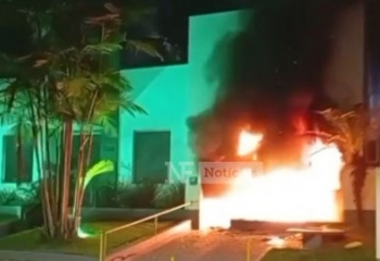 Criminosos incendeiam empresa de abastecimento de água em Pádua