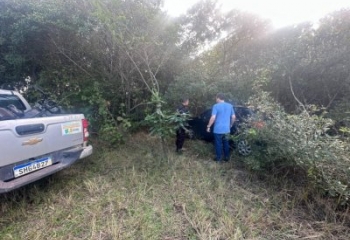 Carro roubado em Campos é recuperado após ação integrada da polícia em SJB 