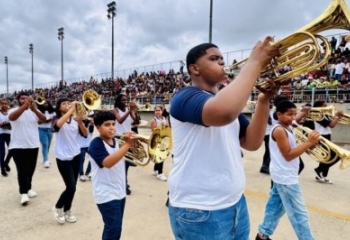 Desfile de 7 de Setembro no Cepop reúne forças de segurança, escolas e fanfarras nesta segunda