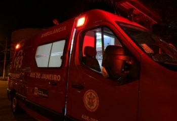 Dois jovens morrem em grave acidente entre moto e carro na RJ-158