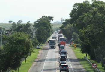 BR-101 passa por obras de manutenção com interdições parciais em Campos esta semana