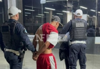 Homens tentam fugir da polícia, mas acabam presos com drogas em Campos