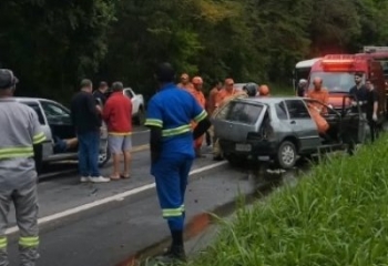 Grave acidente deixa três mortos e dois feridos na BR-356 