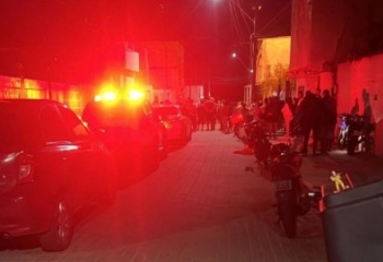 Homem é baleado após ser chamado no portão de casa em Guarus