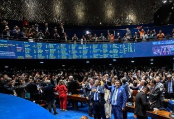 Senado aprova fim da escala 6x1; veja quando muda e como ficará a jornada