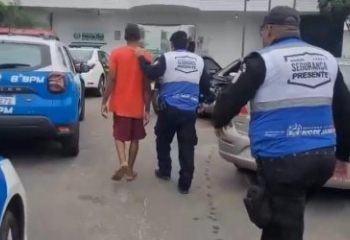 Homem é preso após ser flagrado empinando moto em Guarus 