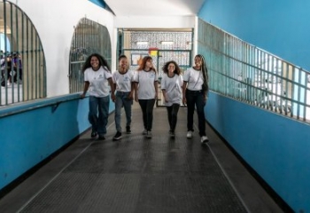 Governo do RJ abre renovação de matrículas para 2027 nesta segunda