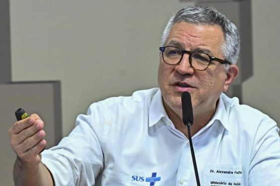 Brasil já tem 127 casos suspeitos de intoxicação de metanol, diz ministro da Saúde