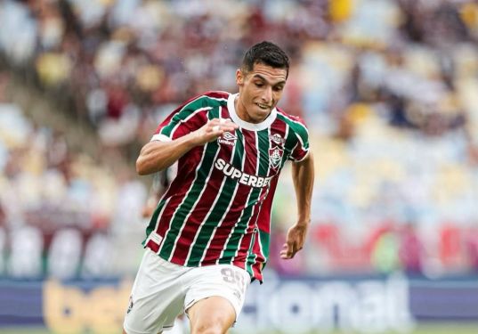 Fluminense domina e vence o Atlético-MG no Maracanã 