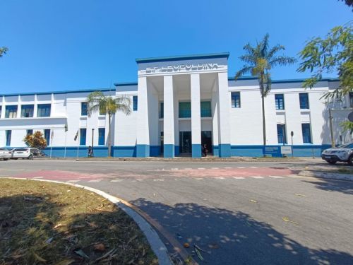 Cadastro de professores efetivos para Regime Especial de Trabalho até dia 28 em Campos