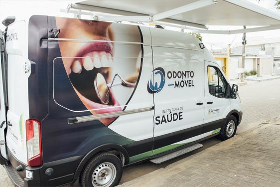 Projeto Educar Sorrindo inicia atendimentos com Odontomóvel