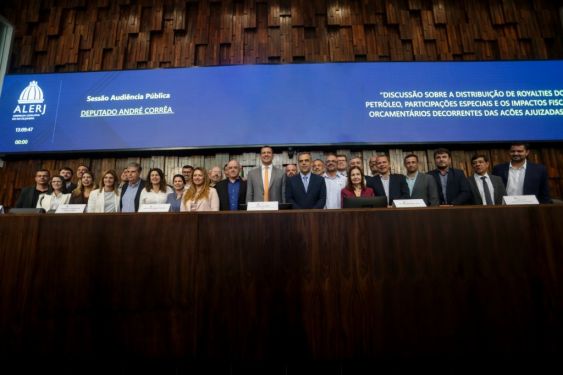 Alerj produz manifesto contra a distribuição dos royalties do petróleo 