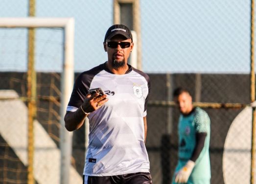 Felipe Melo convoca torcida do Americano para jogo contra o Olaria 