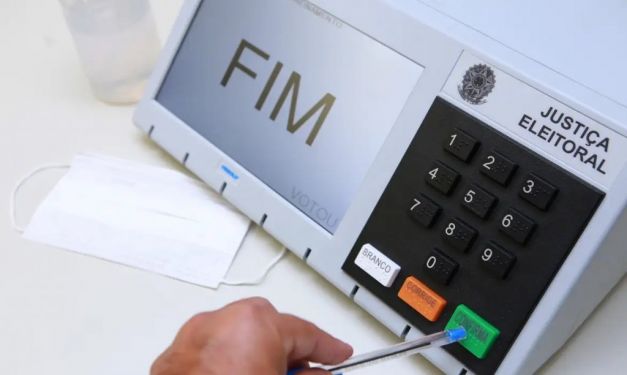 Eleitor pode se inscrever para ser mesário voluntário