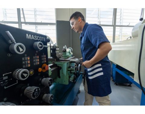 Firjan SENAI Campos e Macaé com 480 vagas gratuitas em cursos técnicos 