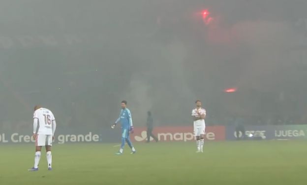 Conmebol dá vitória para o Flamengo em jogo interrompido contra o Independiente