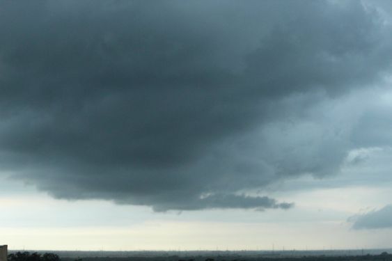 Instabilidades avançam pelo Brasil e chuva forte atinge Sudeste e Centro nesta quarta