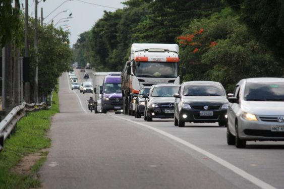 BR-101 tem trechos em obras e interdições parciais em Campos nesta semana