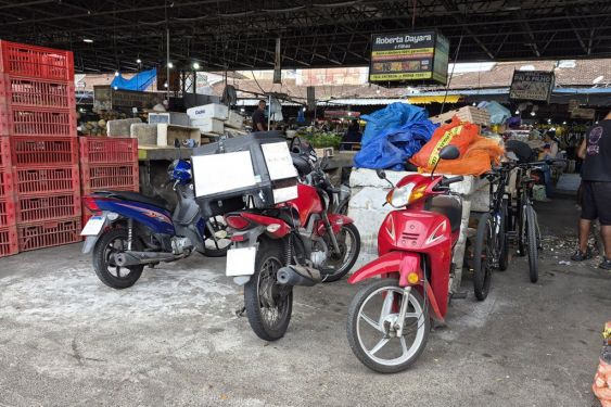  GCM realiza ação educativa de ordenamento no Mercado Municipal de Campos