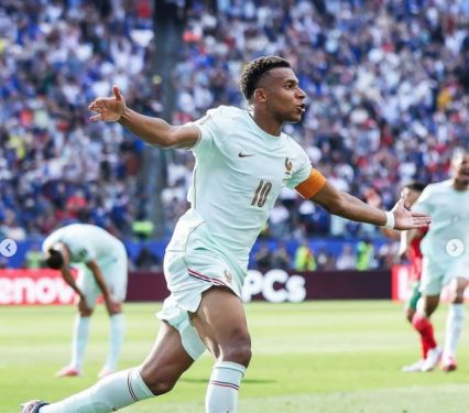 França elimina Marrocos e avança à semifinal da Copa do Mundo