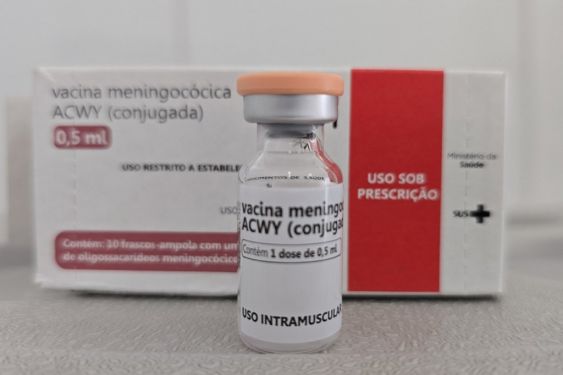 Saúde reforça vacinação contra meningite em Campos 
