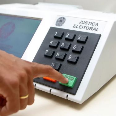 Eleições 2026: Eleitores já podem pedir voto em trânsito 