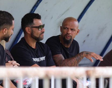 Felipe Melo acompanha de perto os últimos ajustes do Americano para a final deste sábado