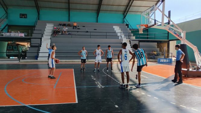 Campos sedia etapa regional do basquete do JERJ