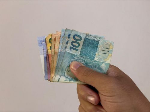 Abono Salarial: pagamento de até um salário mínimo começa nesta segunda