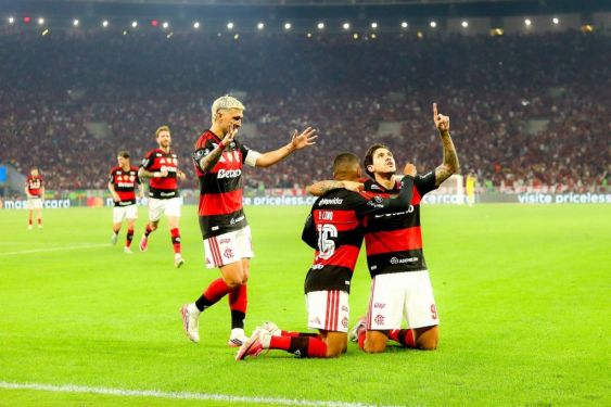 Flamengo elimina Cruzeiro e se classifica para as quartas da Libertadores