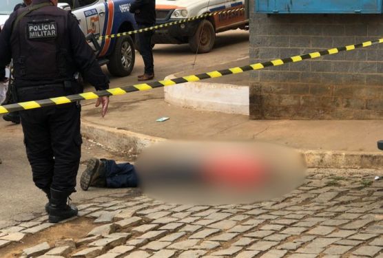 Homem é morto e outro fica ferido durante ataque a tiros 
