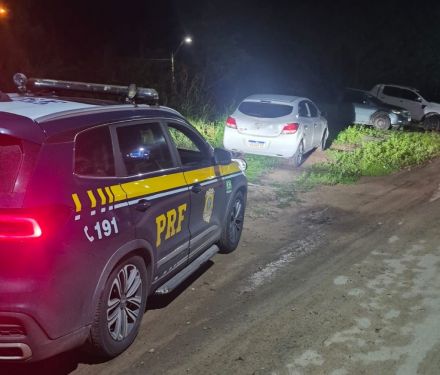  PRF frustra assalto a comércio e prende dois suspeitos na BR-101, em Campos