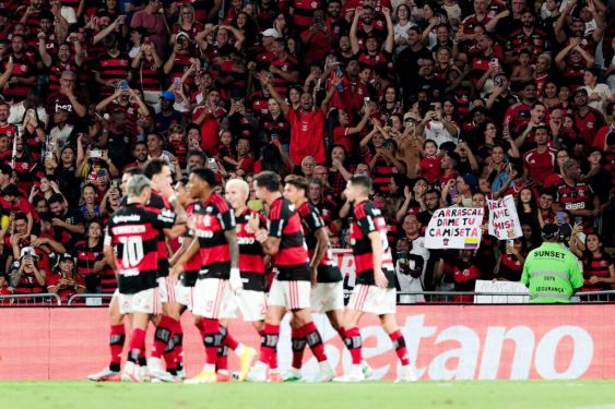 Santos e Flamengo se enfrentam nesta quinta pelo Campeonato Brasileiro