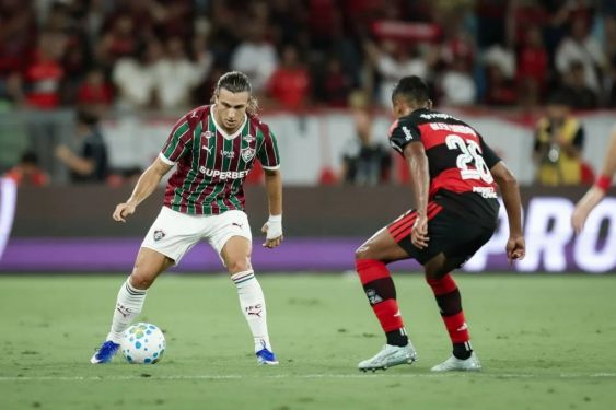 Flamengo e Fluminense se enfrentam neste domingo no Maracanã