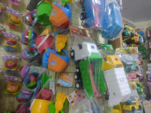 Cartilha do Procon orienta para compra segura de brinquedos no Dia das Crianças