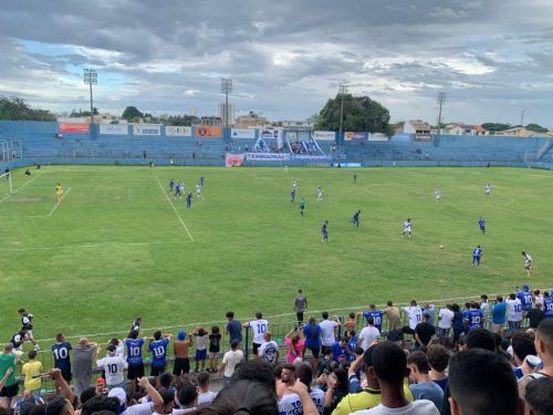 Com dois gols de Arcado, Goytacaz vence o líder Niteroiense no Aryzão