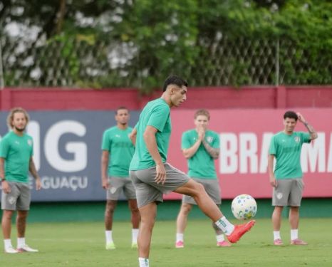 Fluminense enfrenta o Santos neste domingo no Maracanã