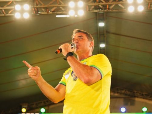 Argentina diz não ter registro de entrada de Flávio Bolsonaro no país