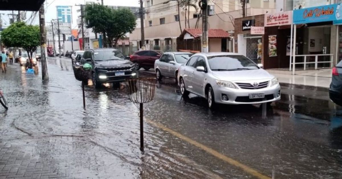 Chuva forte marca o início da primavera em Campos; Defesa Civil alerta ...