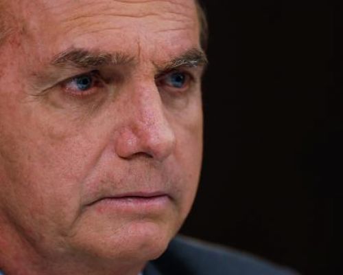 Bolsonaro prepara reforma ministerial 